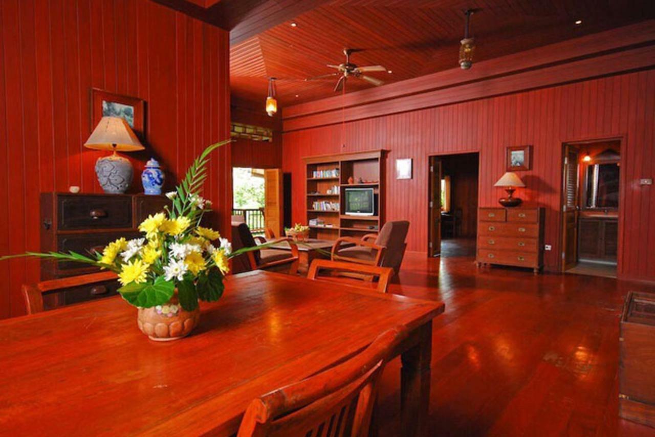 Baan Mai Beachfront Lone Island Phuket Esterno foto