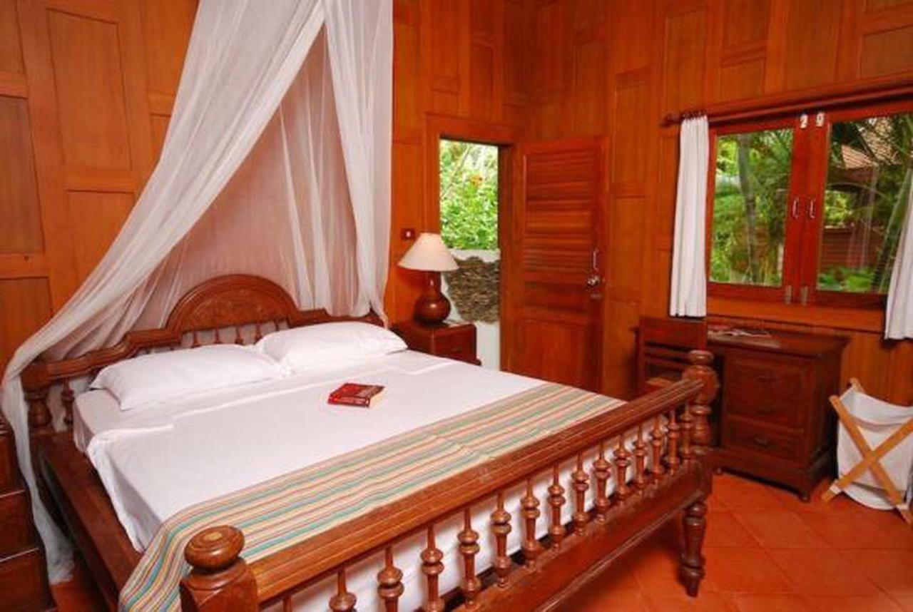 Baan Mai Beachfront Lone Island Phuket Esterno foto