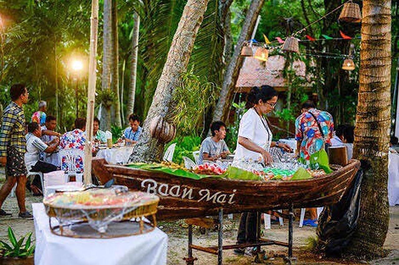 Baan Mai Beachfront Lone Island Phuket Esterno foto